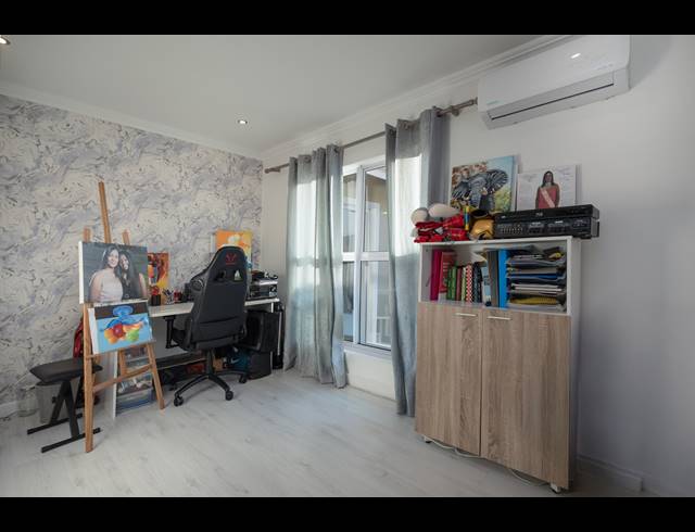 3 BEDROOM TOWNHOUSE FOR SALE IN KINDLEWOOD ESTATE